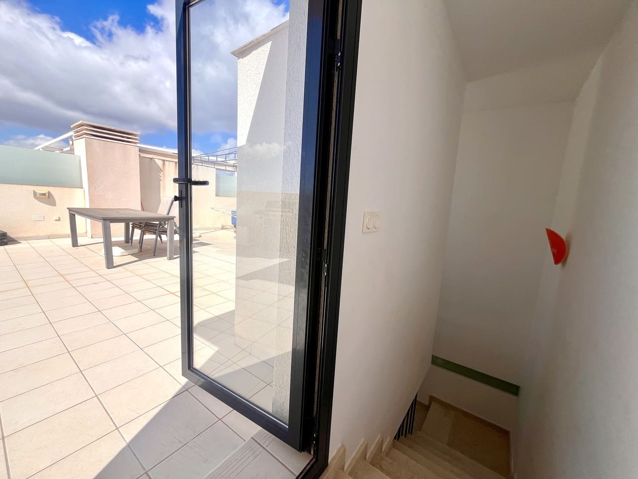 3 sypialnia Penthouse na sprzedaż w Orihuela Costa z garażem - 299 950 € (Ref: 9615696)