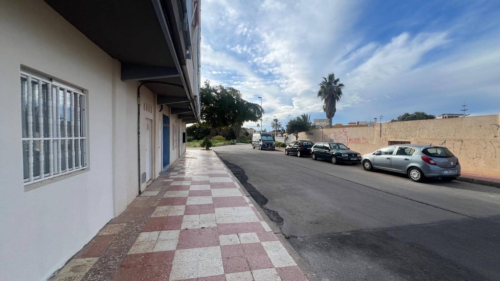 1 bedroom Apartment for sale in Torrevieja - € 128,000 (Ref: 9615698)