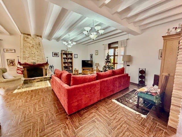 3 soveværelse Villa til salg i Avileses med garage - € 375.000 (Ref: 9615710)