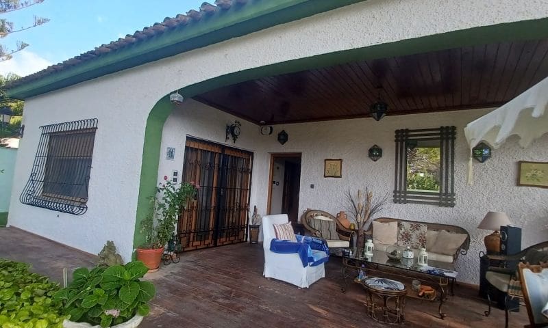 3 bedroom Villa for sale in Orihuela Costa with garage - € 950,000 (Ref: 9615713)