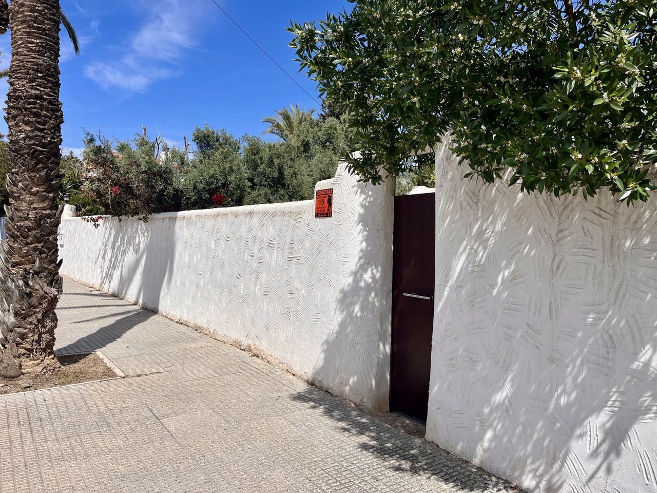 6 bedroom Villa for sale in Cabo Roig - € 899,950 (Ref: 9615724)