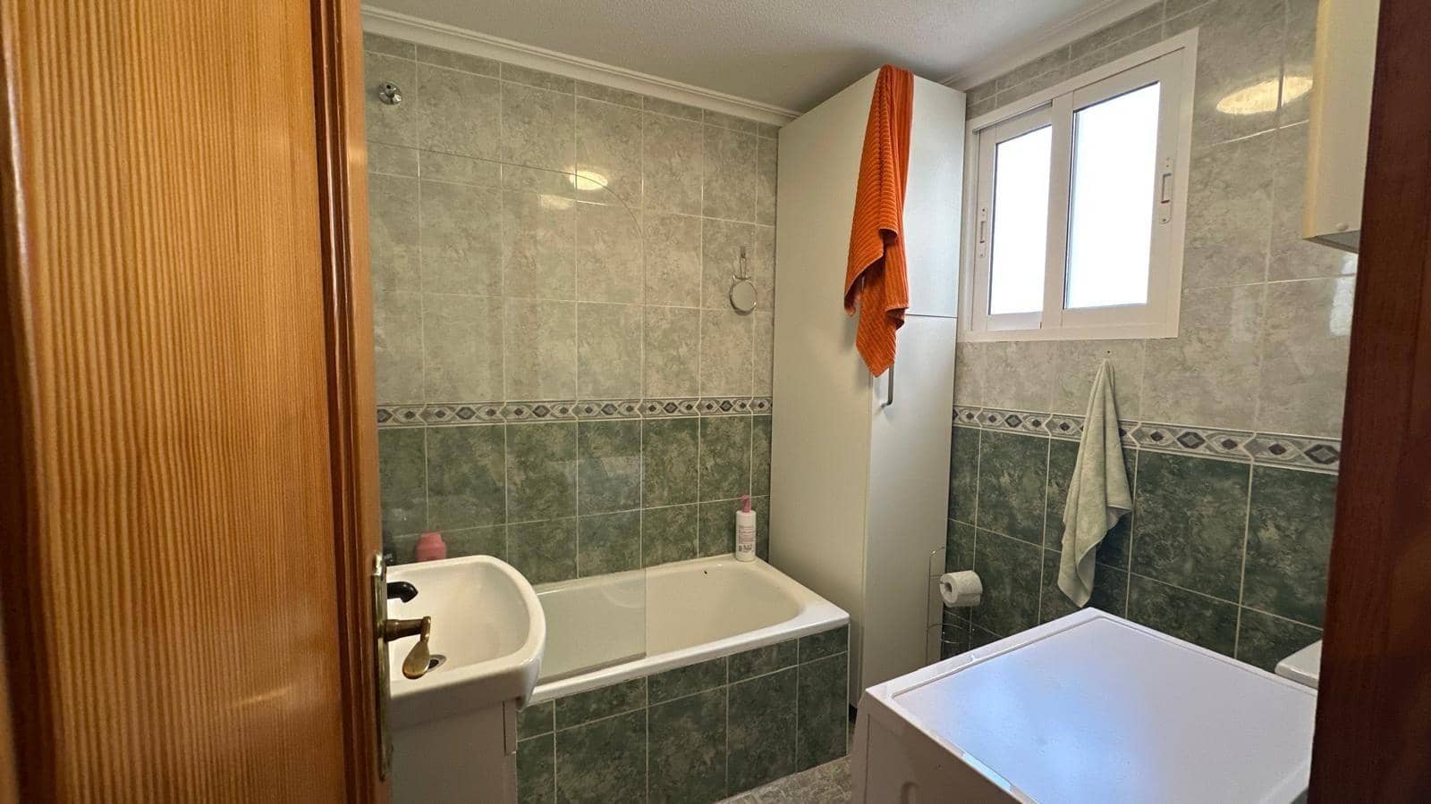 1 bedroom Apartment for sale in Torrevieja - € 137,900 (Ref: 9615729)