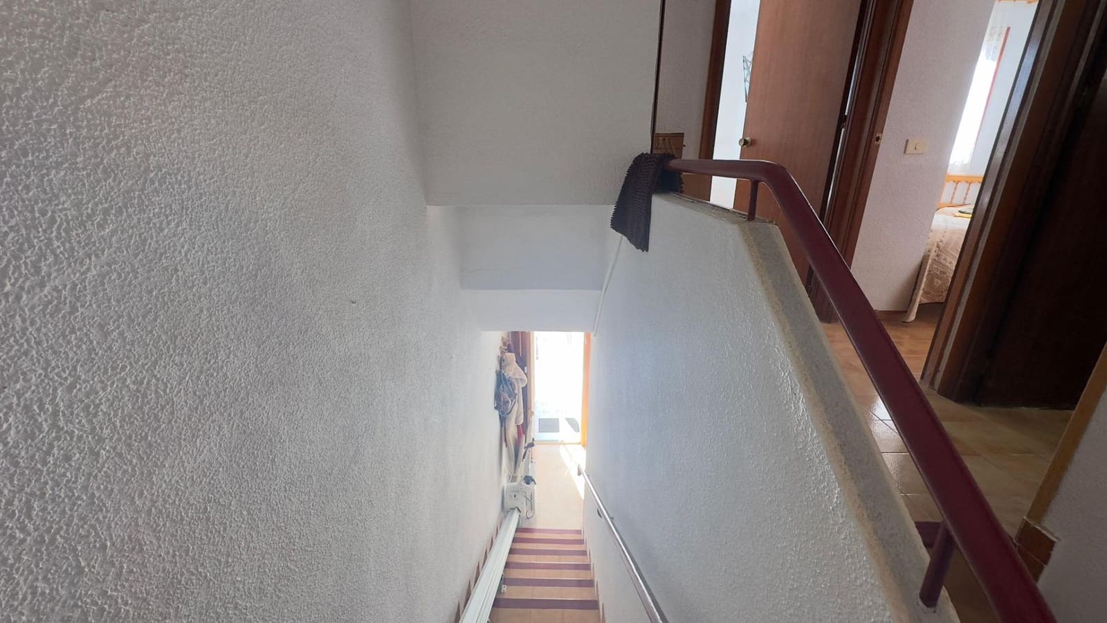 2 sypialnia Dom blizniak na sprzedaż w Torrevieja z basenem - 139 900 € (Ref: 9615731)