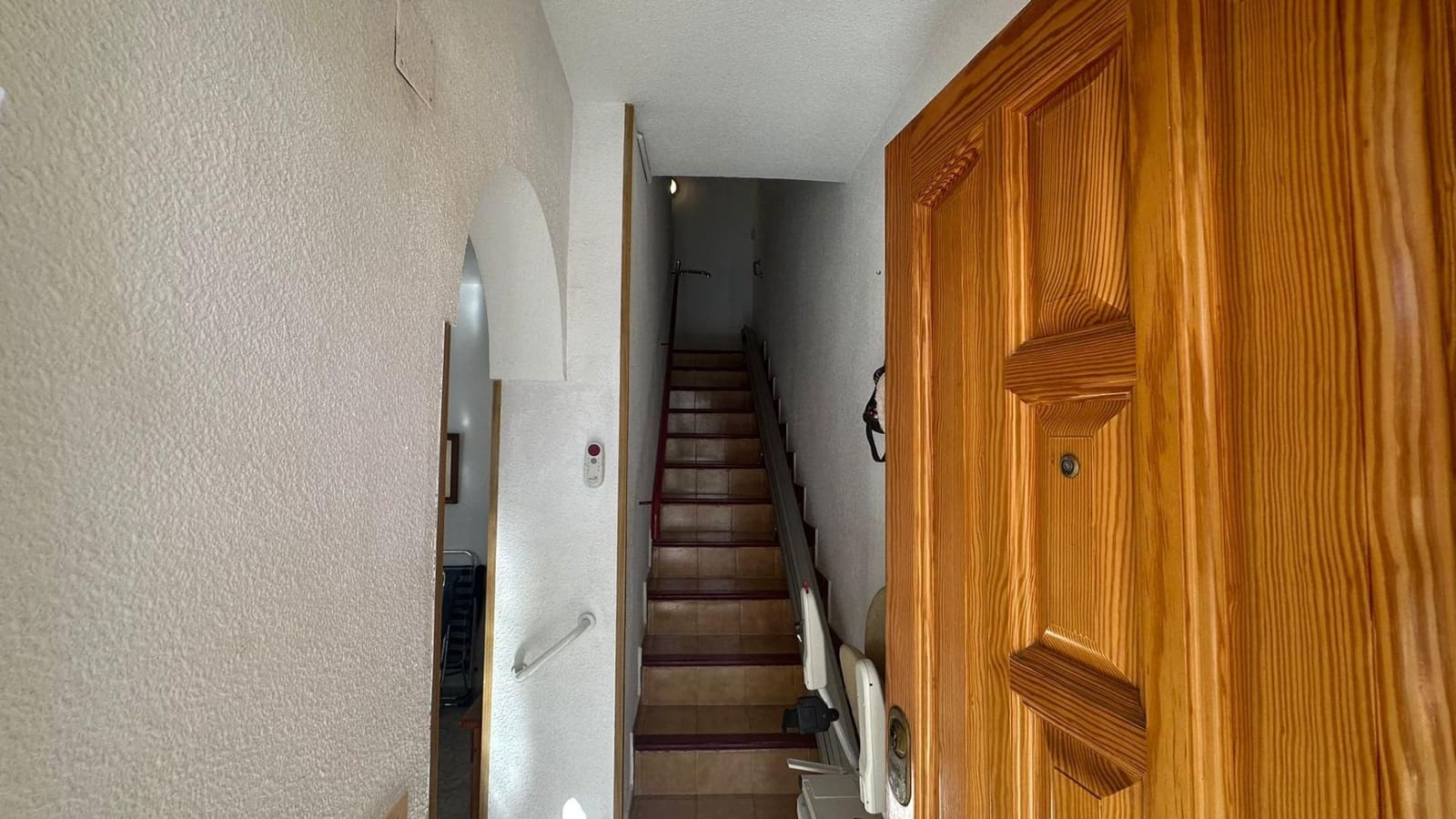2 sypialnia Dom blizniak na sprzedaż w Torrevieja z basenem - 139 900 € (Ref: 9615731)