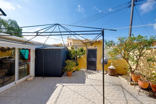 4 soveværelse Villa til salg i Playa del Cura, Torrevieja - € 280.000 (Ref: 9615736)