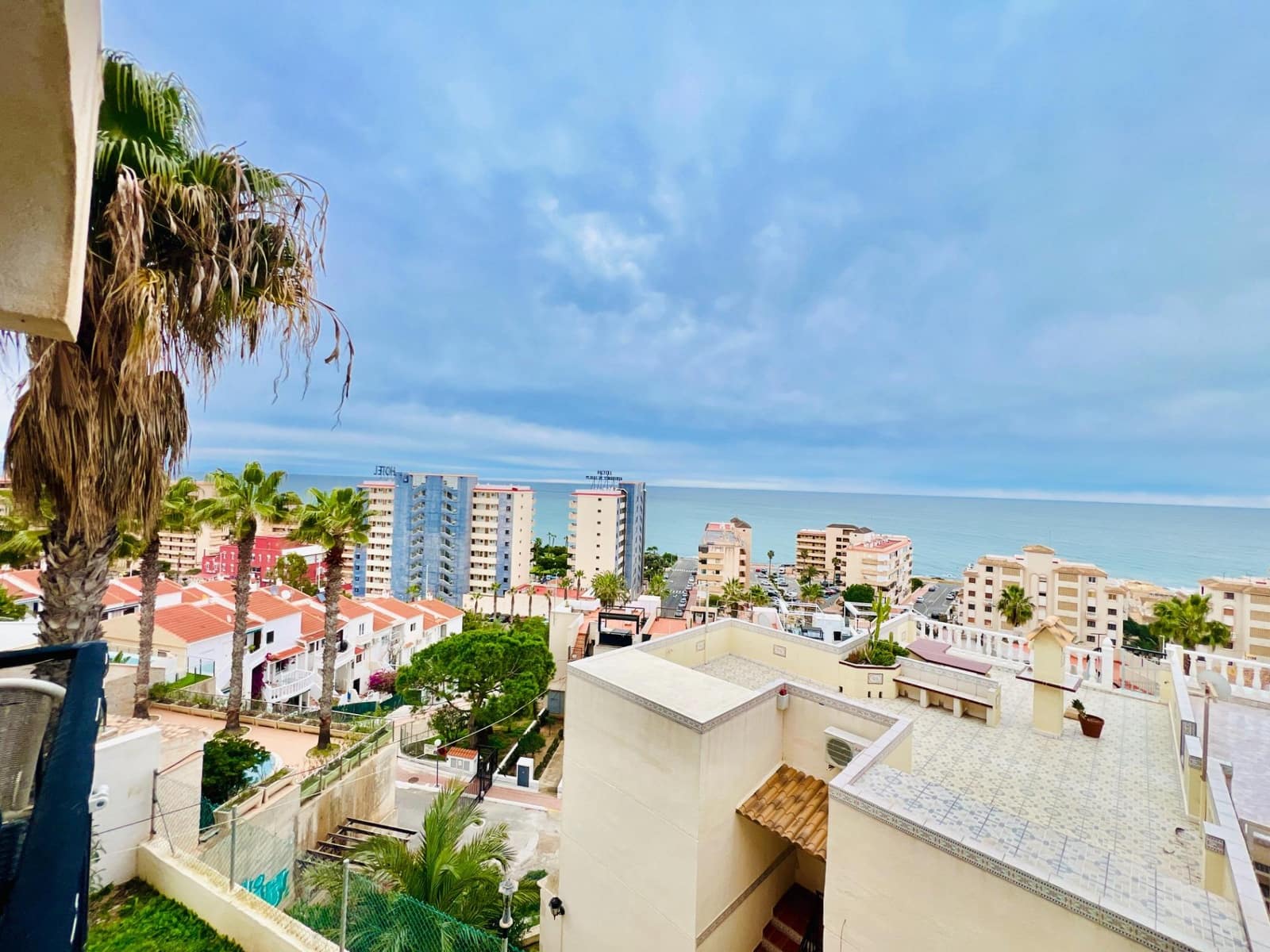 2 chambre Appartement à vendre à Torrevieja avec piscine - 250 000 € (Ref: 9615757)