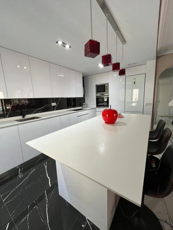 2 soverom Kjedet enebolig til salgs i Santa Pola - € 292 000 (Ref: 9615758)