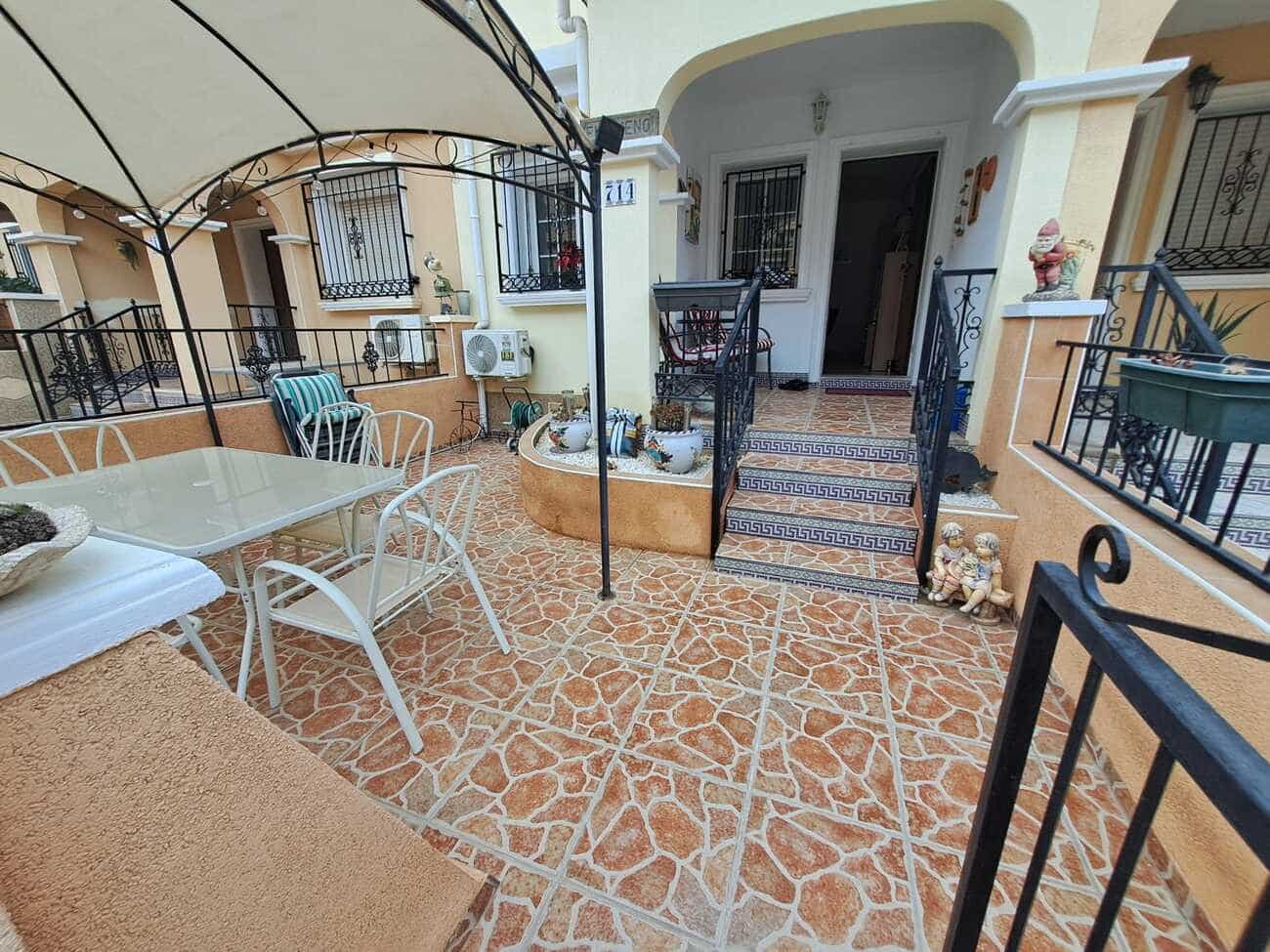 3 soverom Hus til salgs i Orihuela Costa - € 169 900 (Ref: 9615771)