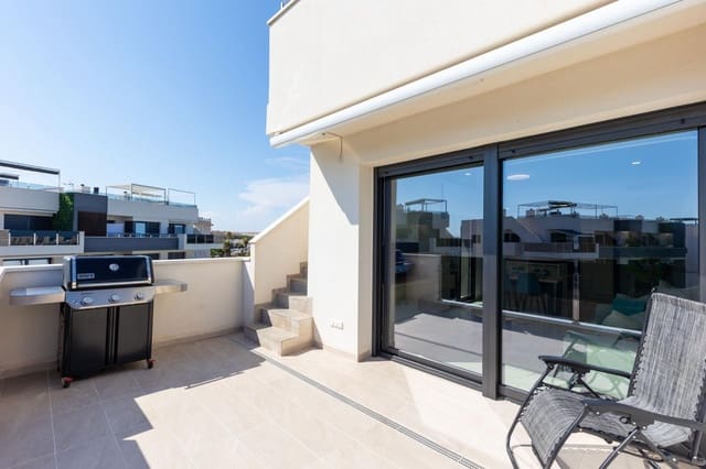 Ático de 2 habitaciones en Punta Prima, Orihuela en venta - 495.000 € (Ref: 9615772)