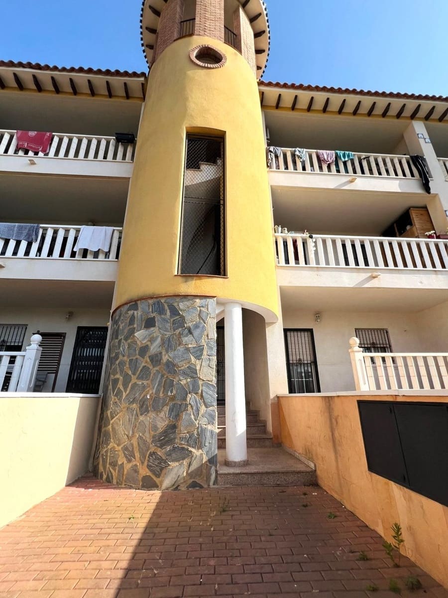 2 bedroom Apartment for sale in Orihuela Costa with pool - € 159,000 (Ref: 9615780)