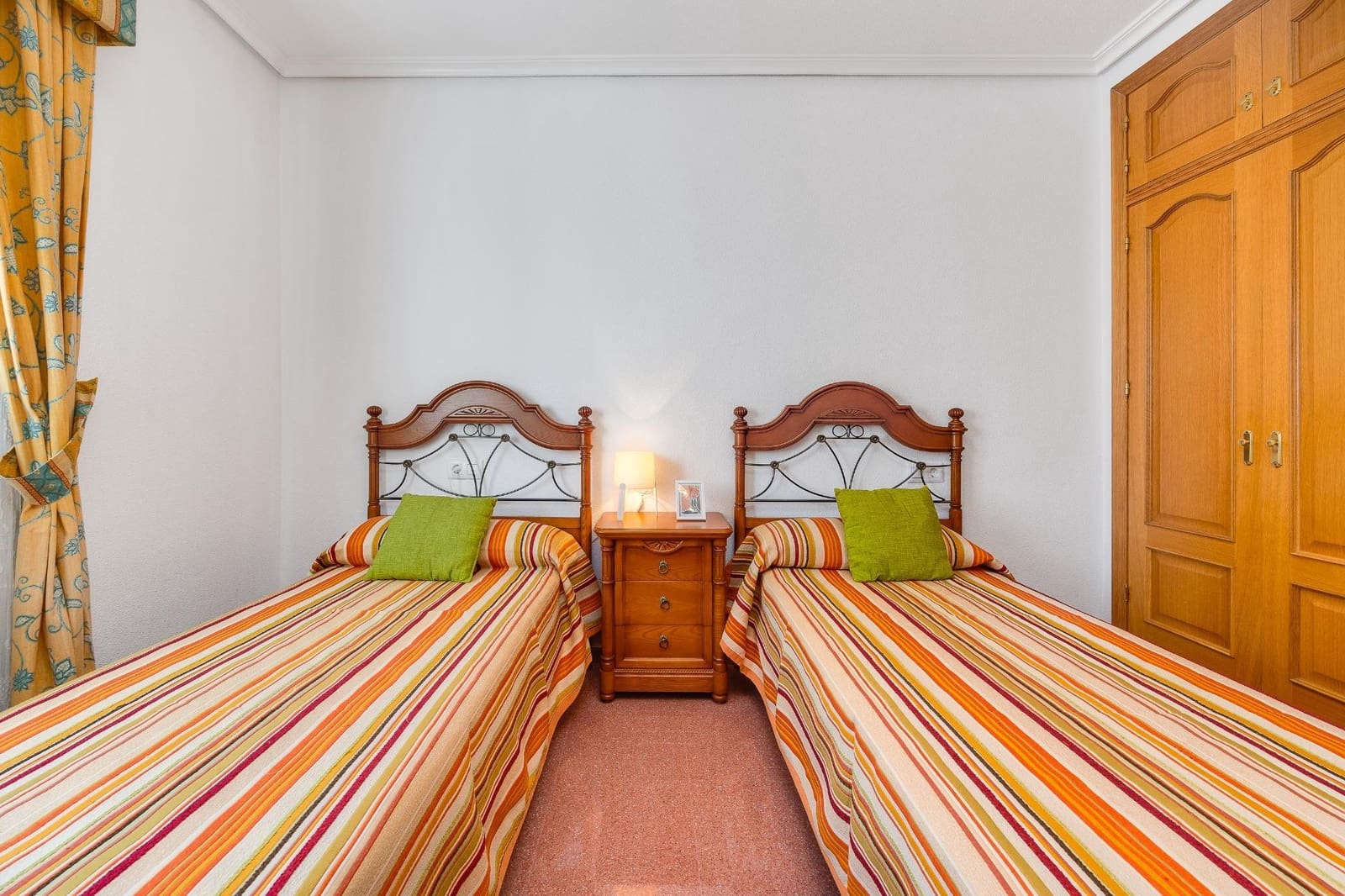 2 soverom Penthouse til salgs i Torrevieja - € 219 000 (Ref: 9615788)