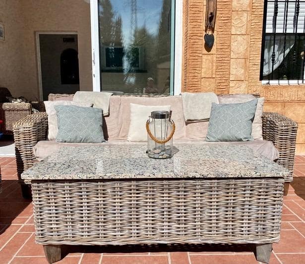 5 bedroom Villa for sale in Albatera with pool - € 399,950 (Ref: 9615798)