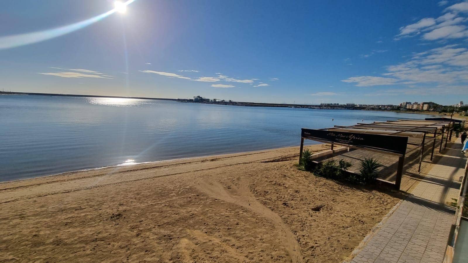 3 sovrum Takvåning till salu i Torrevieja med pool - 330 000 € (Ref: 9615799)