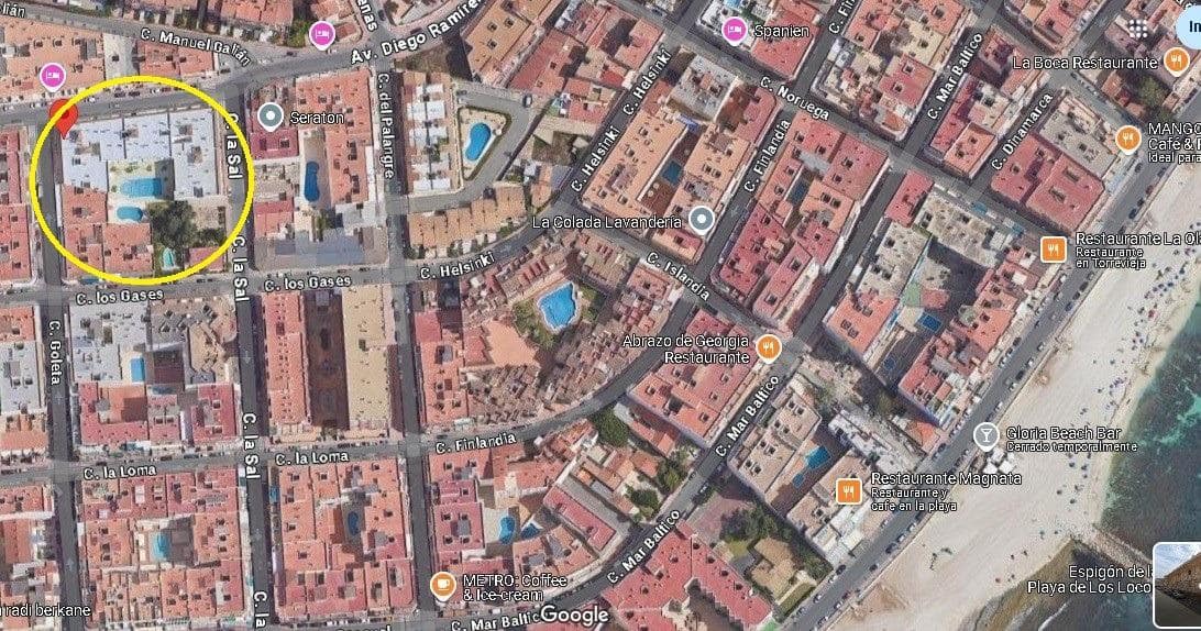 2 bedroom Apartment for sale in Torrevieja with pool - € 121,000 (Ref: 9615806)