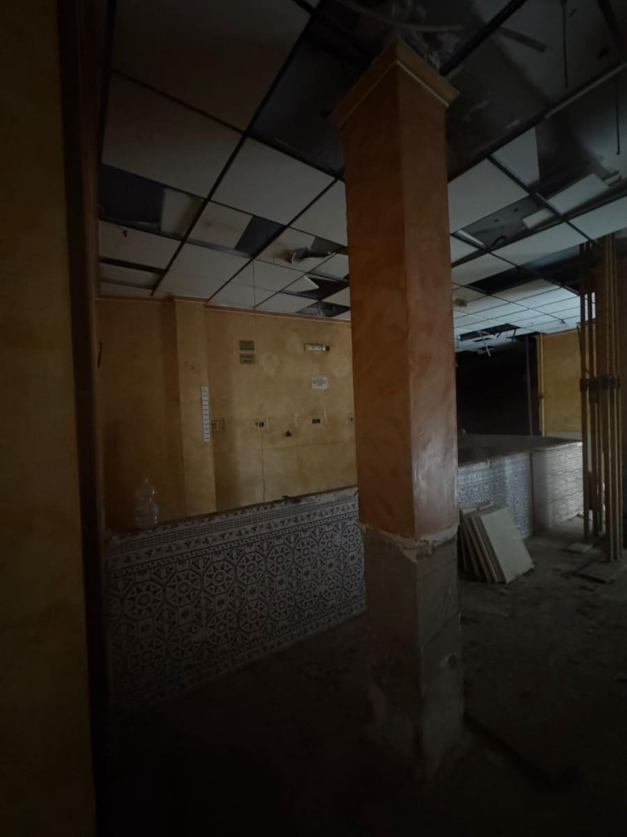 2 bedroom Apartment for sale in Orihuela - € 47,000 (Ref: 9615820)