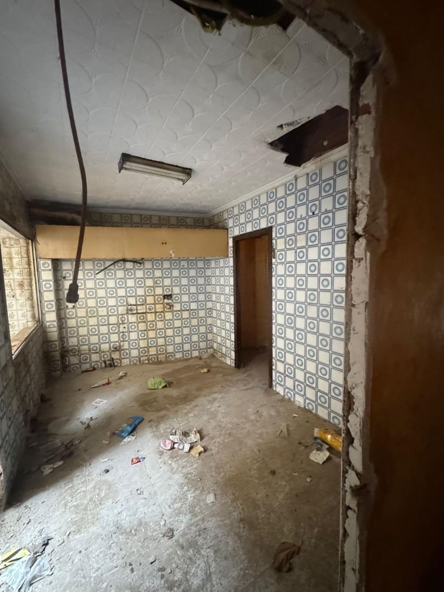 2 bedroom Apartment for sale in Orihuela - € 47,000 (Ref: 9615820)