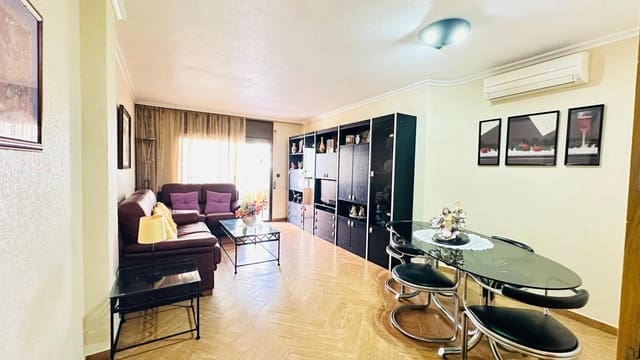 3 bedroom Apartment for sale in Centro, Torrevieja - € 320,000 (Ref: 9656201)