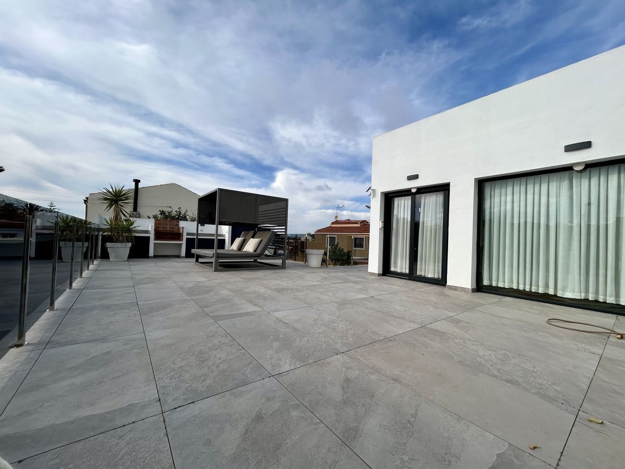 3 soveværelse Villa til salg i La Siesta - € 1.320.000 (Ref: 9663787)