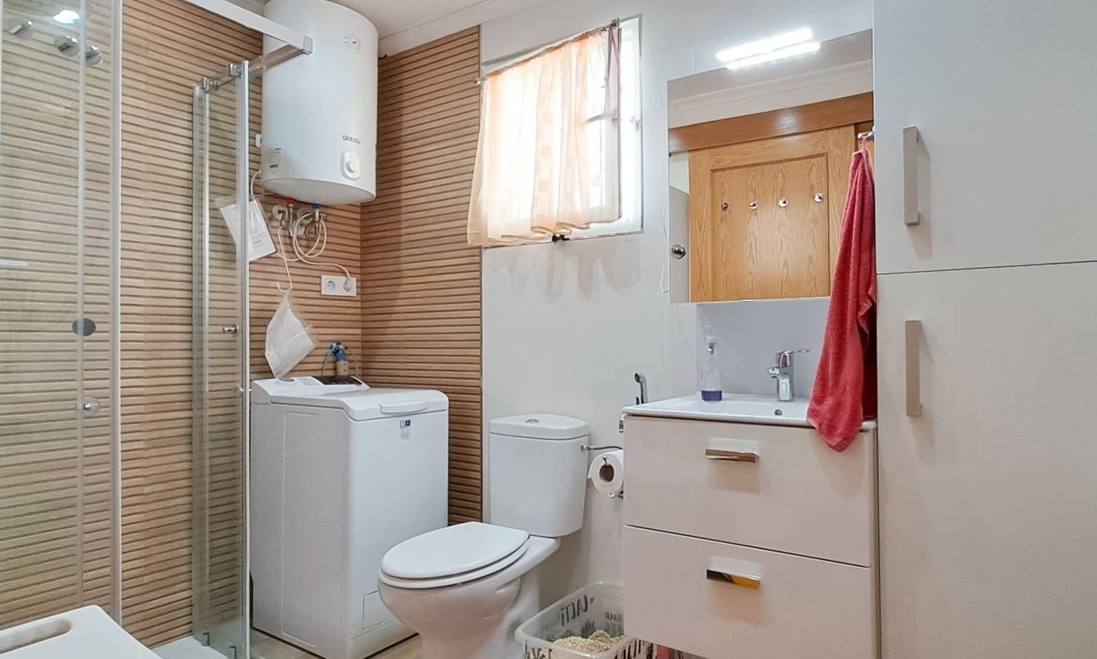 Ático de 2 habitaciones en Torrevieja en venta - 128.000 € (Ref: 9663789)