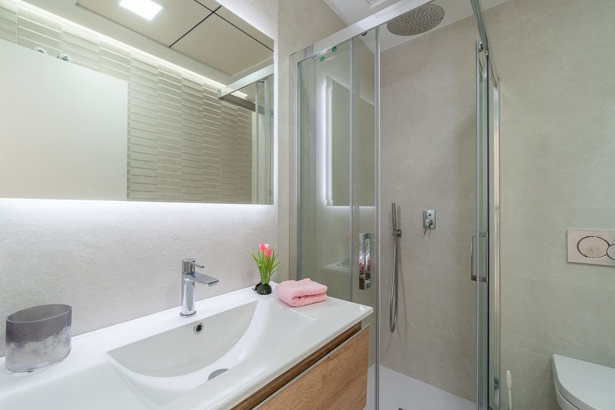 Apartamento de 2 habitaciones en Orihuela en venta con piscina garaje - 300.000 € (Ref: 9663797)