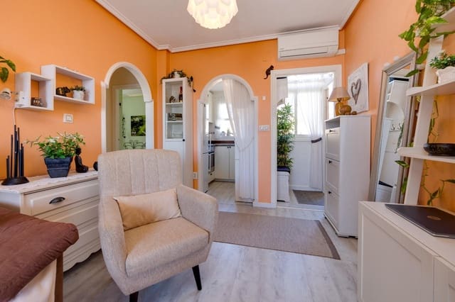 2 Zimmer Bungalow zu verkaufen in Centro, Torrevieja mit Pool - 129.900 € (Ref: 9663806)