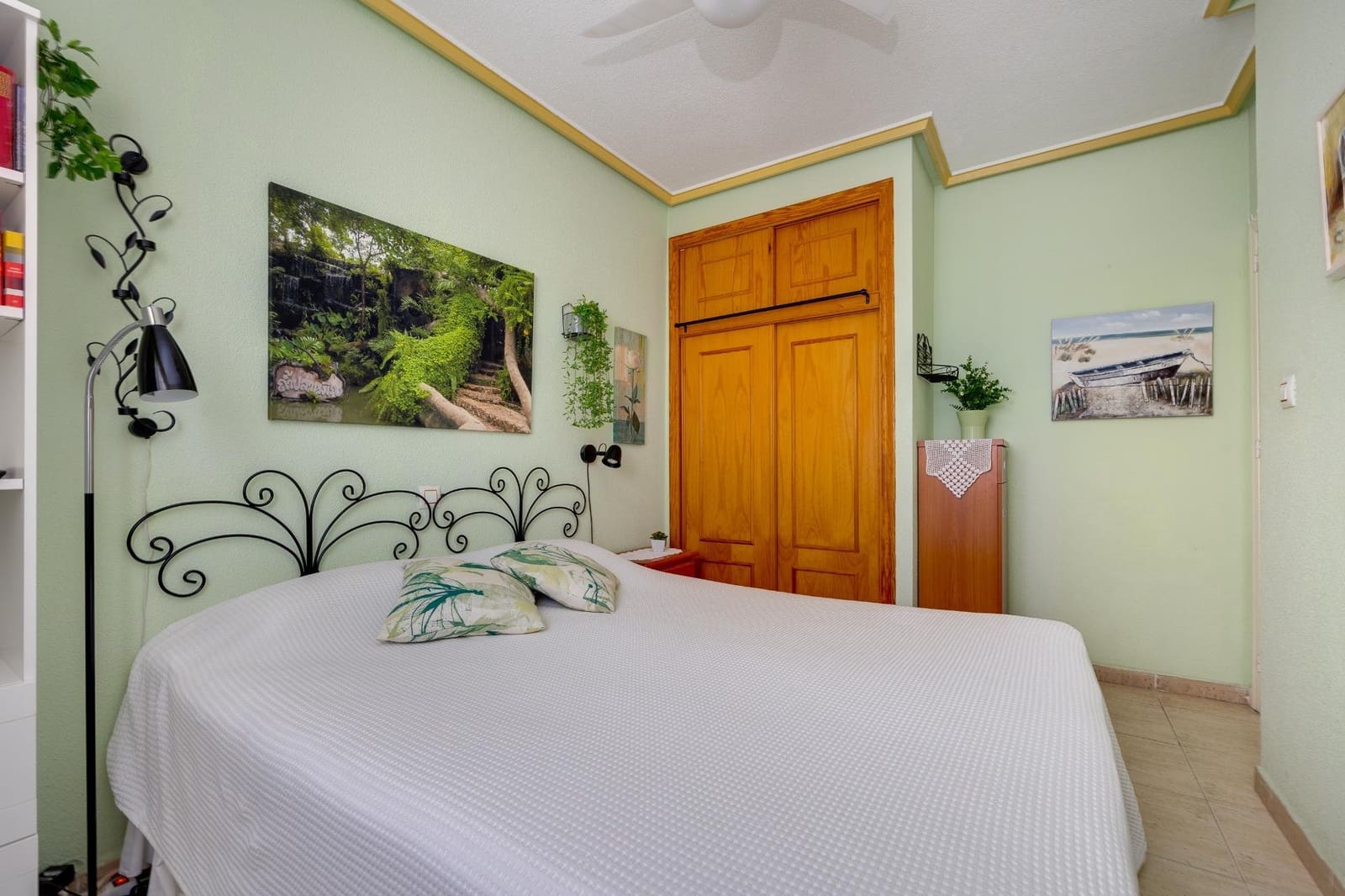 2 sovrum Bungalow till salu i Torrevieja med pool - 129 900 € (Ref: 9663806)