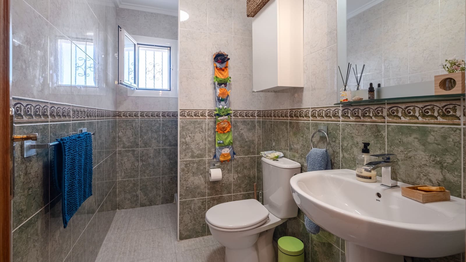 6 slaapkamer Villa te koop in Gran Alacant met zwembad - € 550.000 (Ref: 9663818)