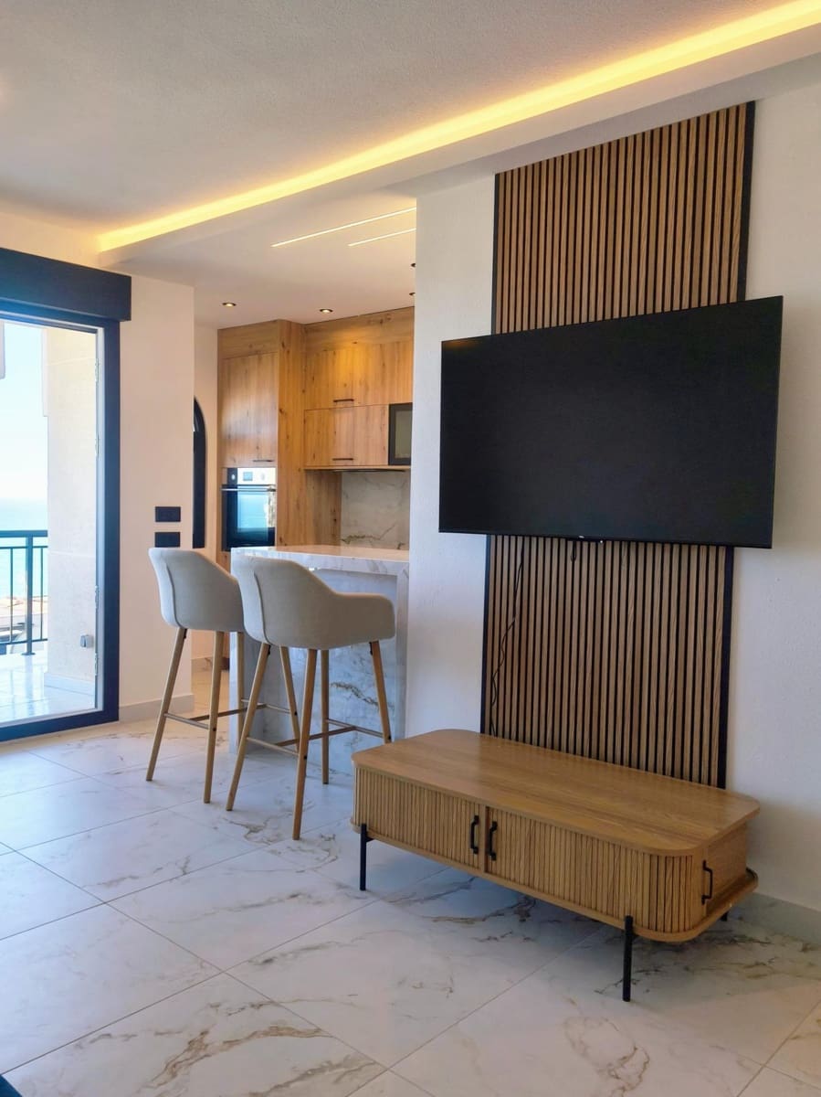 Apartamento de 1 habitación en Torrevieja en venta con piscina - 199.000 € (Ref: 9663842)