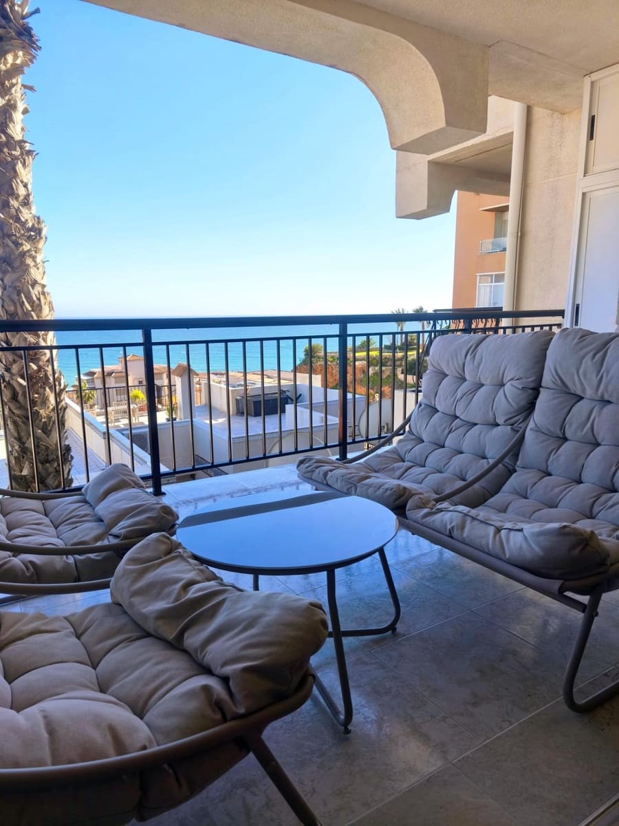 Apartamento de 1 habitación en Torrevieja en venta con piscina - 199.000 € (Ref: 9663842)