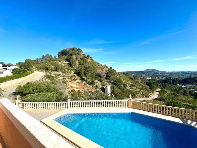 4 bedroom Villa for sale in Montgó - Ermita, Javea / Xàbia with pool - € 800,000 (Ref: 9663843)