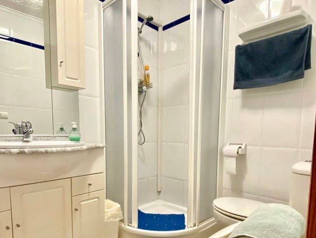 2 sovrum Lägenhet till salu i Torrevieja - 142 500 € (Ref: 9663850)