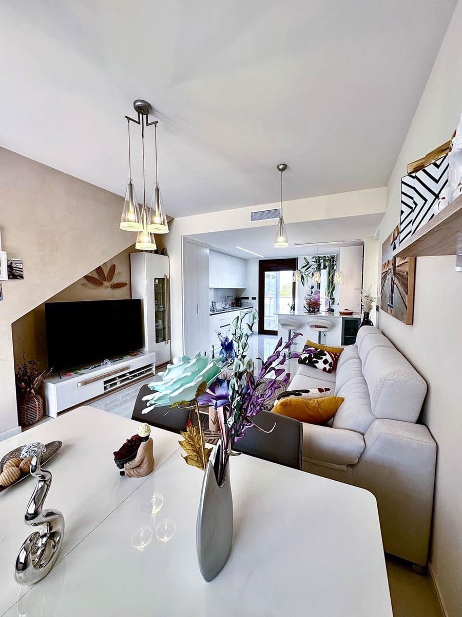 2 slaapkamer Bungalow te koop in Los Balcones met zwembad garage - € 299.000 (Ref: 9666624)