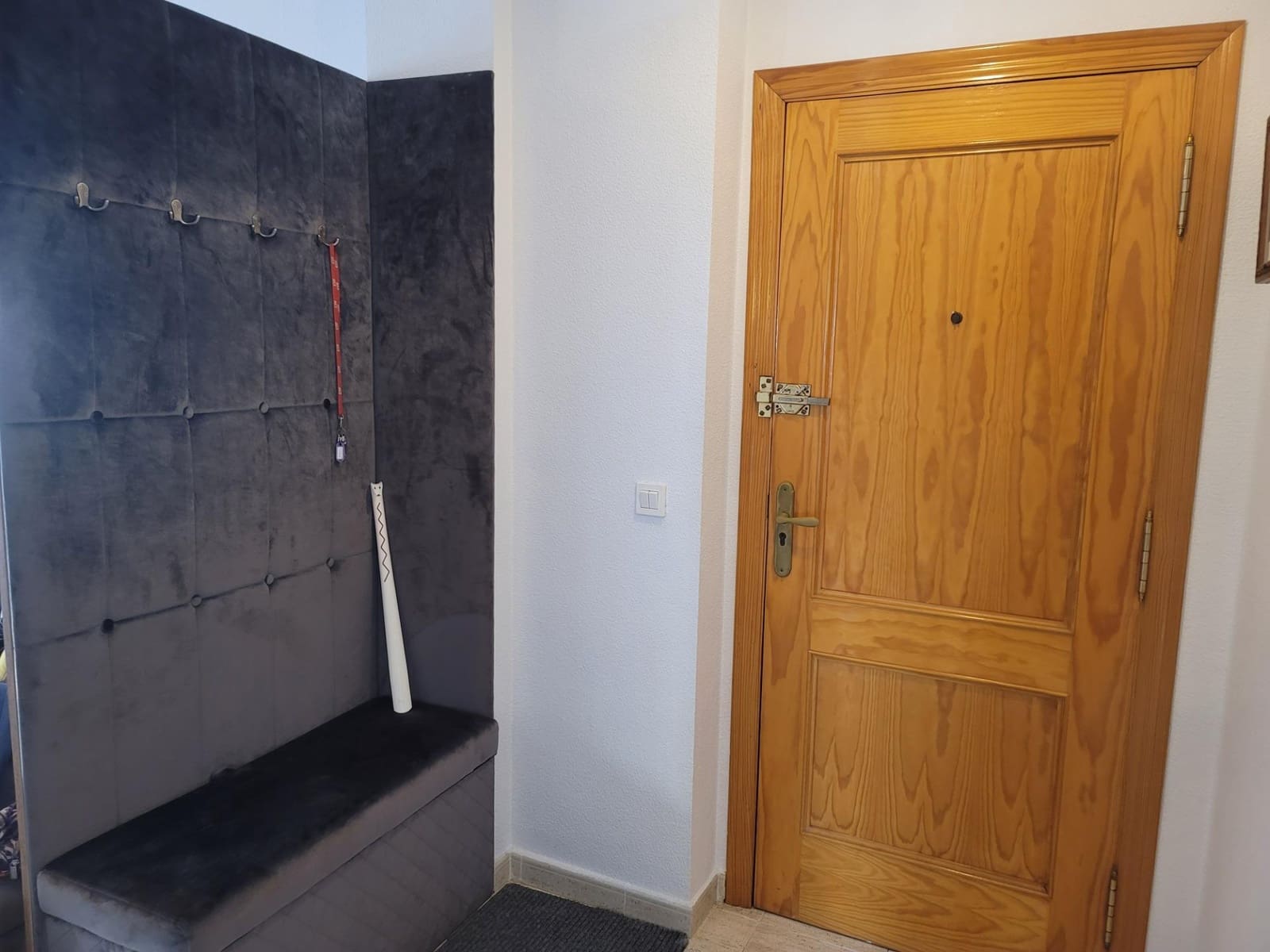 3 slaapkamer Penthouse te koop in Torrevieja met zwembad - € 159.500 (Ref: 9666625)