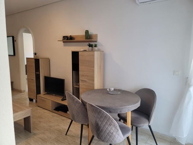 3 slaapkamer Penthouse te koop in Playa del Acequión, Torrevieja met zwembad - € 159.500 (Ref: 9666625)