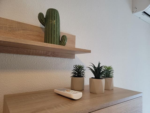 3 slaapkamer Penthouse te koop in Playa del Acequión, Torrevieja met zwembad - € 159.500 (Ref: 9666625)