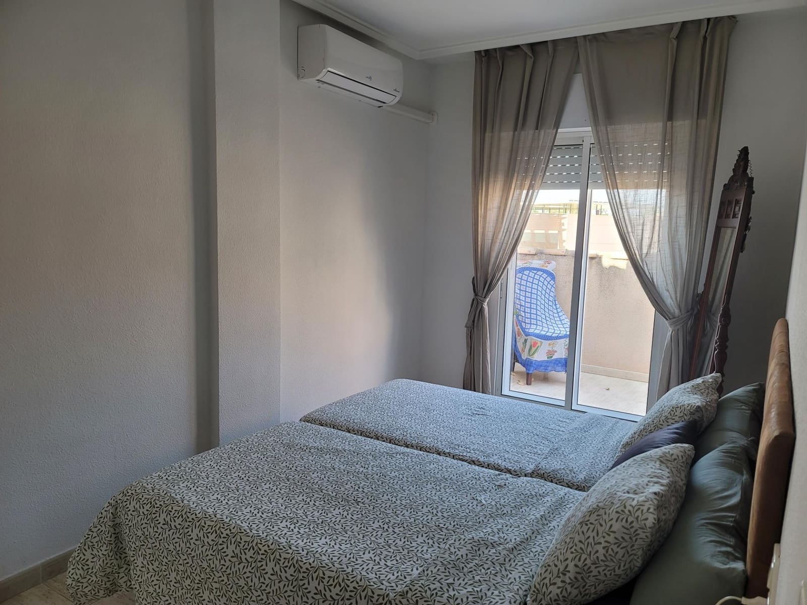 3 slaapkamer Penthouse te koop in Torrevieja met zwembad - € 159.500 (Ref: 9666625)