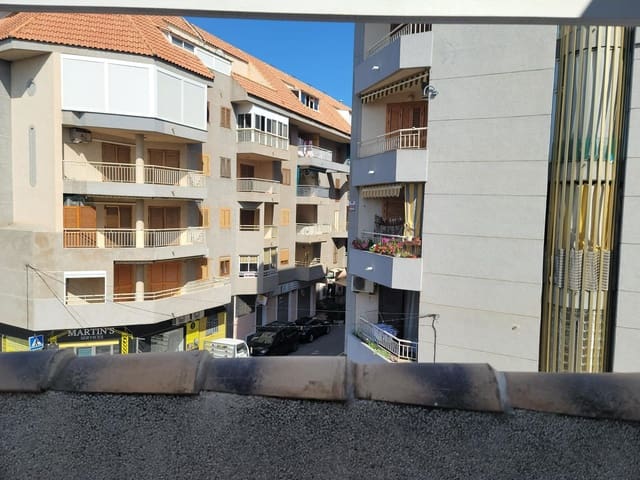 3 slaapkamer Penthouse te koop in Playa del Acequión, Torrevieja met zwembad - € 159.500 (Ref: 9666625)
