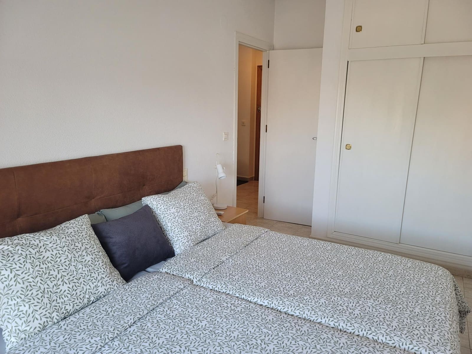 3 slaapkamer Penthouse te koop in Torrevieja met zwembad - € 159.500 (Ref: 9666625)