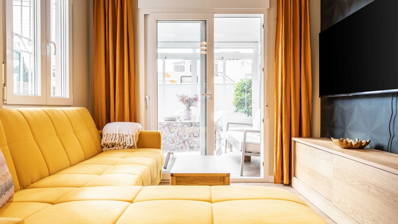 2 Zimmer Apartment zu verkaufen in Torrevieja mit Pool - 208.000 € (Ref: 9666626)