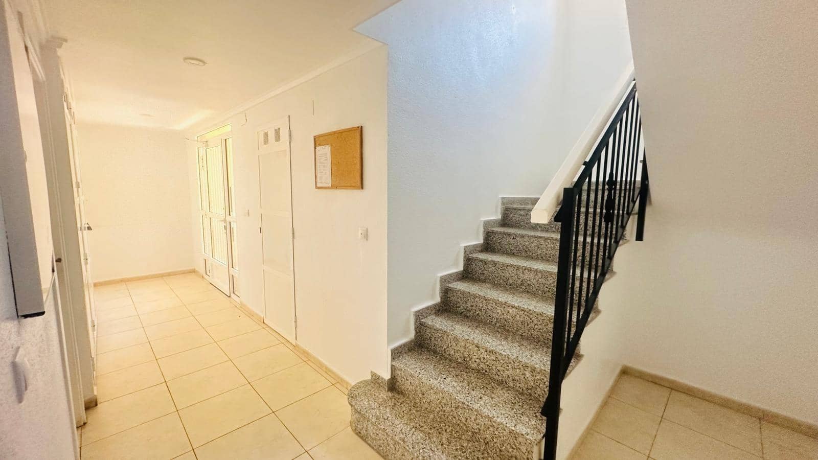 2 bedroom Apartment for sale in Torrevieja with pool - € 178,900 (Ref: 9666635)