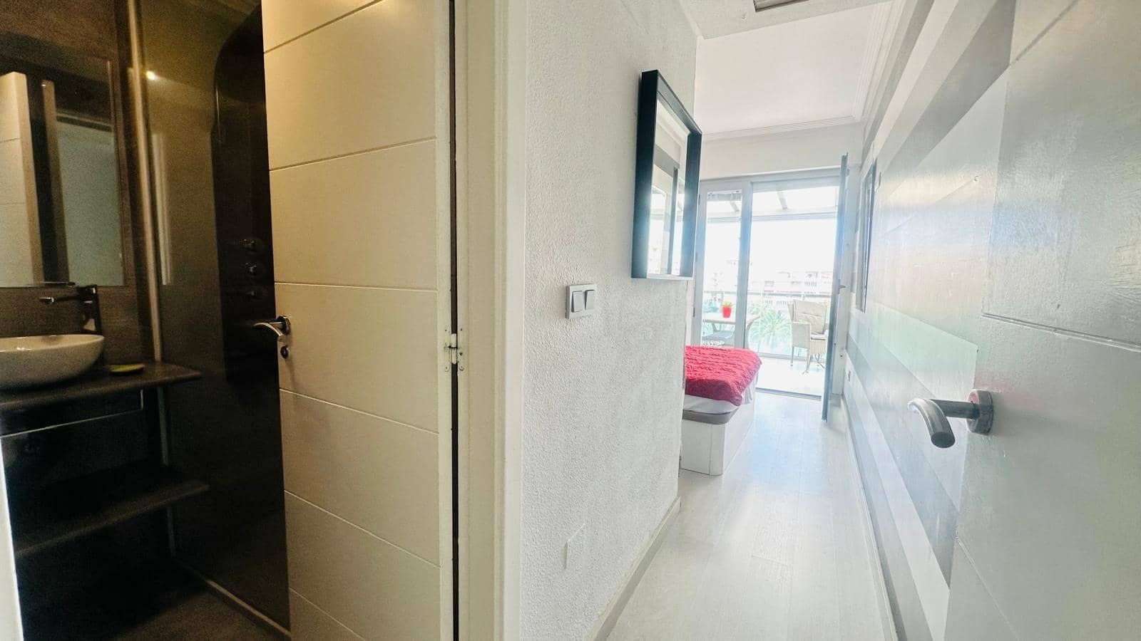 2 sypialnia Penthouse na sprzedaż w Torrevieja z basenem - 241 000 € (Ref: 9666641)