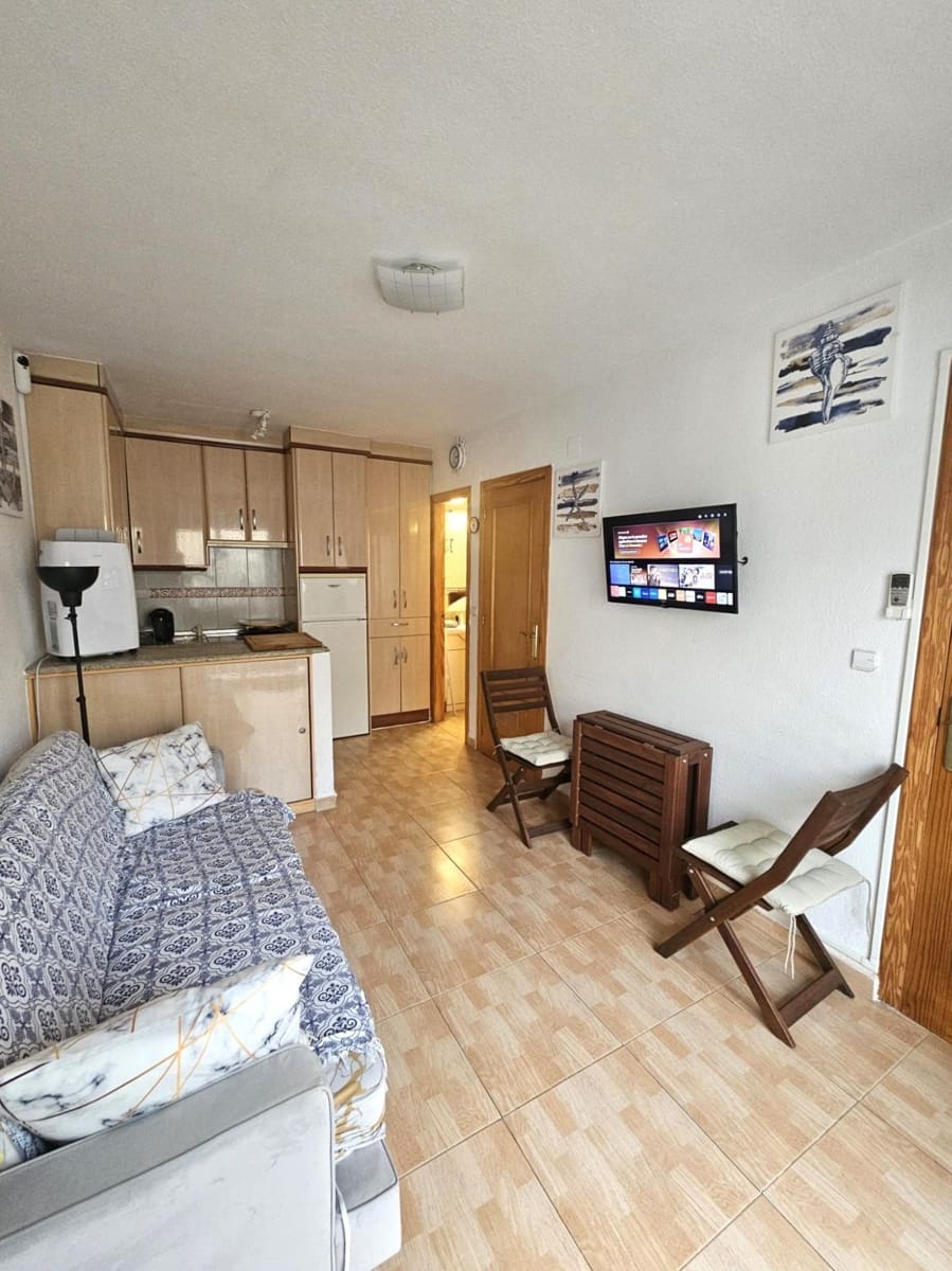 2 slaapkamer Bungalow te koop in Los Balcones met zwembad - € 135.000 (Ref: 9666648)