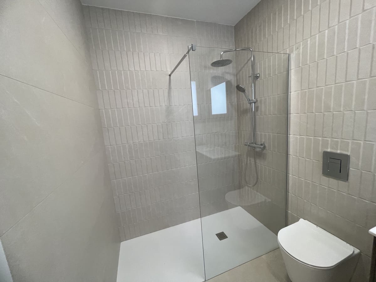 3 bedroom Villa for sale in Almoradi with pool garage - € 359,900 (Ref: 9670787)