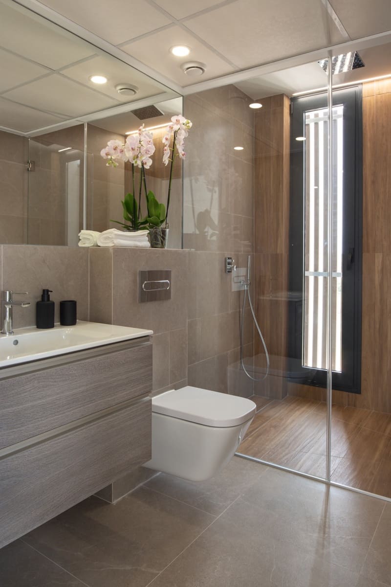 4 chambre Villa/Maison à vendre à Orihuela Costa avec piscine garage - 1 160 000 € (Ref: 9670788)