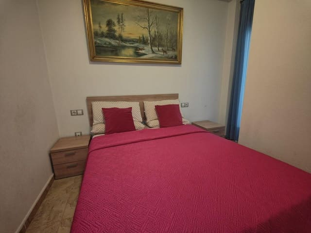 Apartamento de 2 habitaciones en Centro, Torrevieja en venta - 157.000 € (Ref: 9682524)