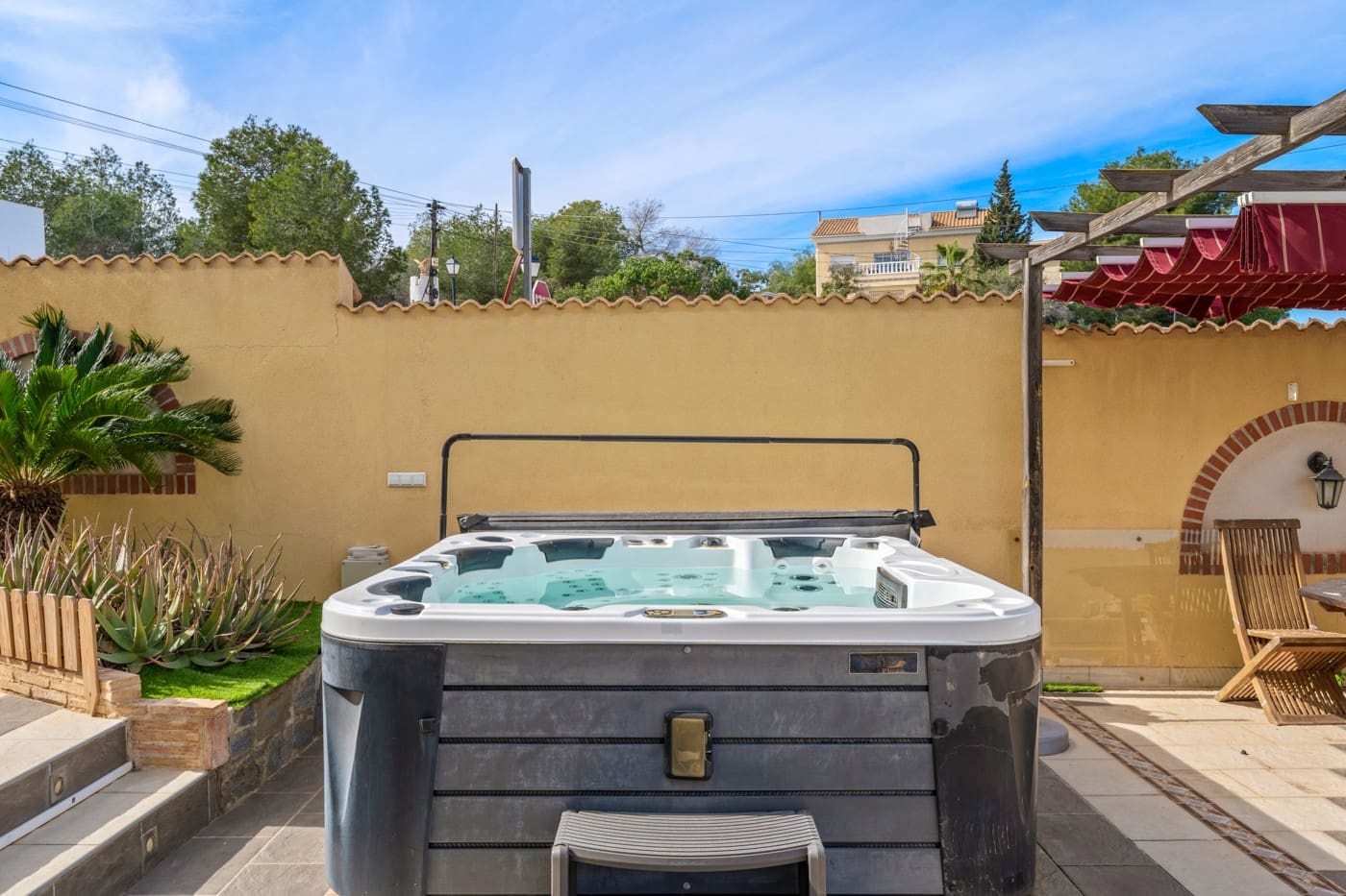 3 Zimmer Villa zu verkaufen in Orihuela Costa mit Pool - 369.000 € (Ref: 9682533)