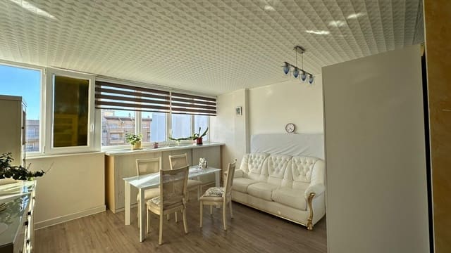 1 soverom Leilighet til salgs i Centro, Torrevieja med svømmebasseng - € 110 000 (Ref: 9682535)