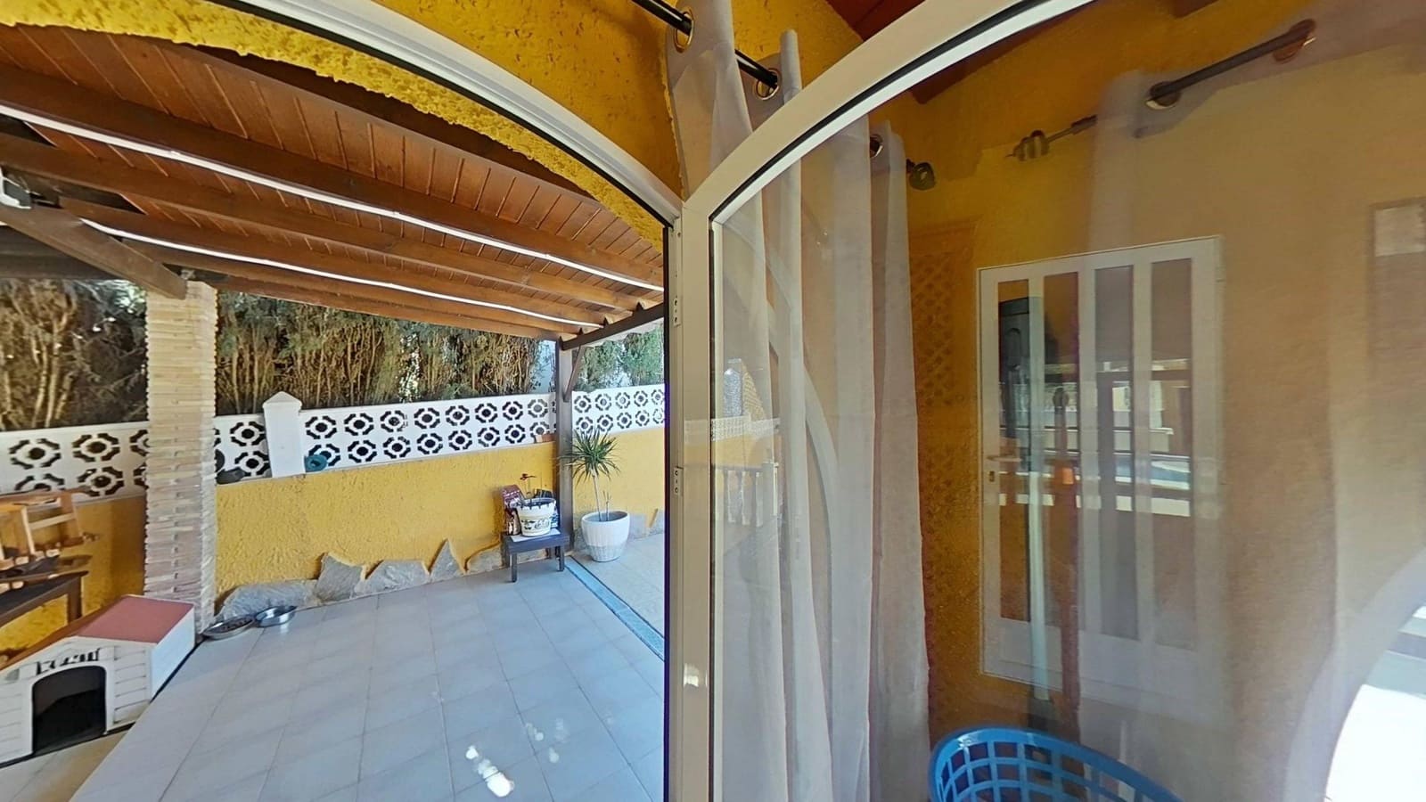 2 bedroom Villa for sale in La Siesta with pool - € 450,000 (Ref: 9682539)