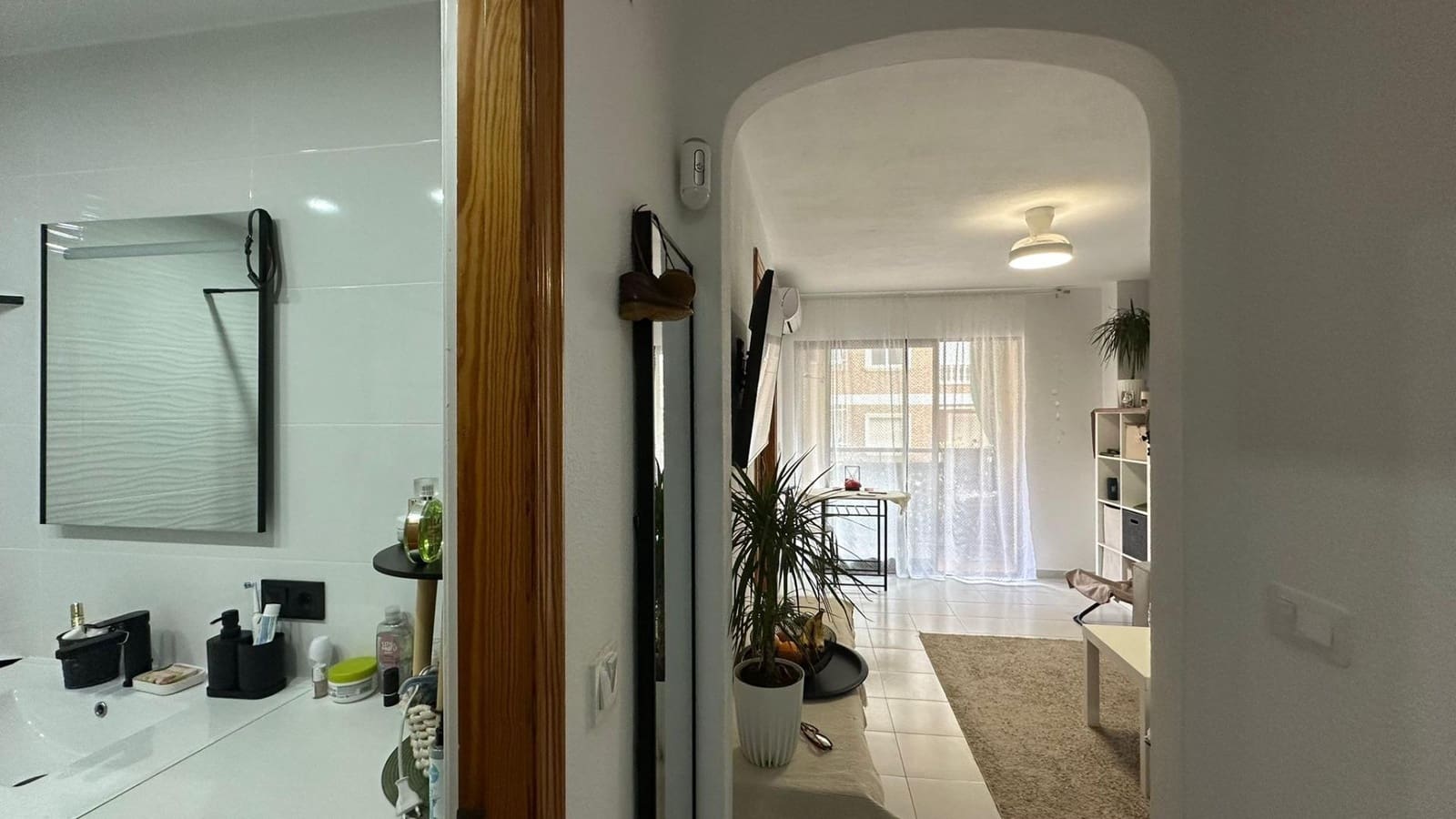 1 sovrum Lägenhet till salu i Torrevieja med pool - 119 900 € (Ref: 9682541)