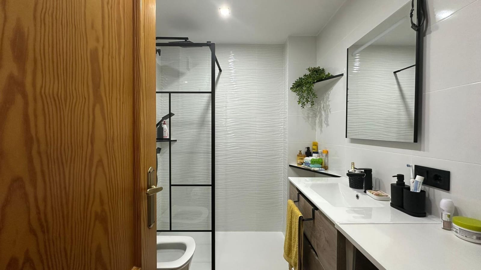 1 sovrum Lägenhet till salu i Torrevieja med pool - 119 900 € (Ref: 9682541)